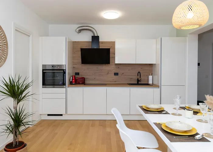 Deluxe Apartamento *